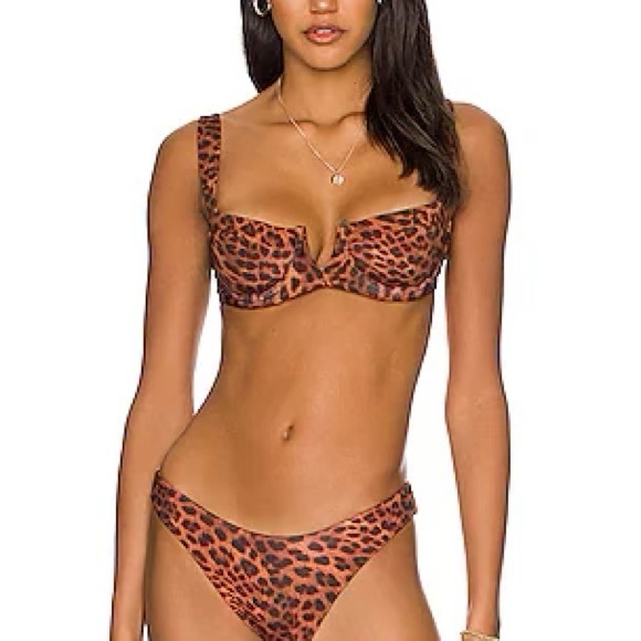 NWT Clovelly Top - Dark Jaguar - Monday Swimwear (medium) - selling set too - Picture 2 of 3